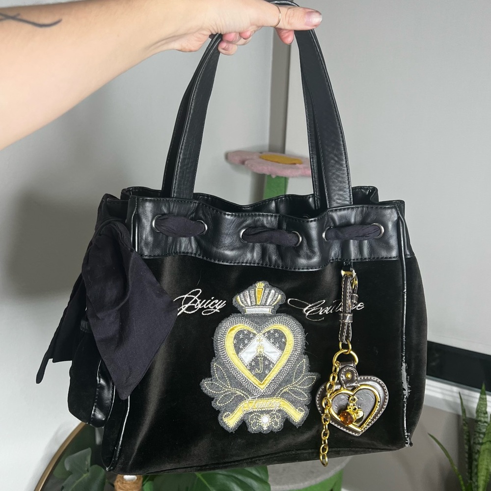 ꧁ Black, Silver, & Gold Vintage Velour Juicy Couture Daydreamer Tote ꧂